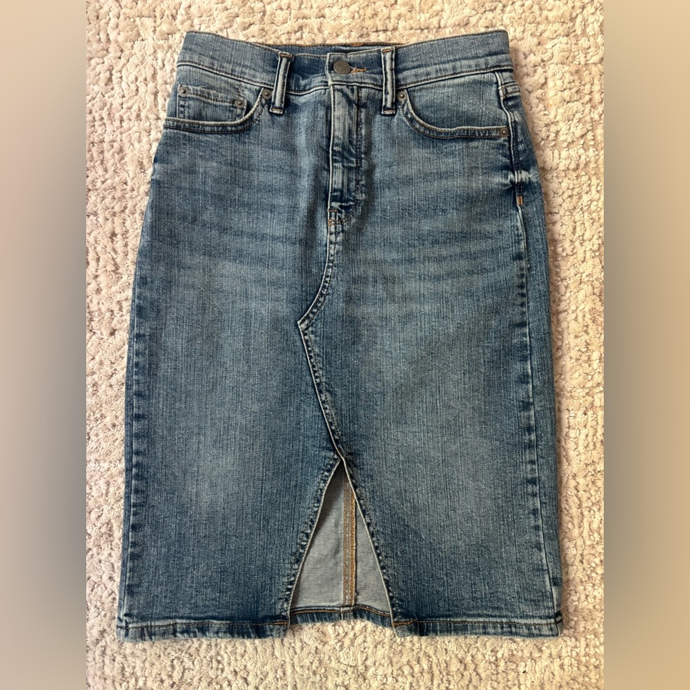 Banana Republic Denim Pencil Skirt